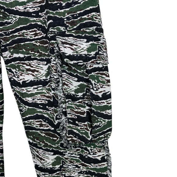Rebel Vengeance Camouflage Cargo Pants Sz 30 - Picture 4 of 11